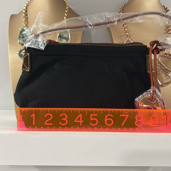 Dooney & Bourke Nylon Pouchette - New - Vintage - Picture 10 of 12